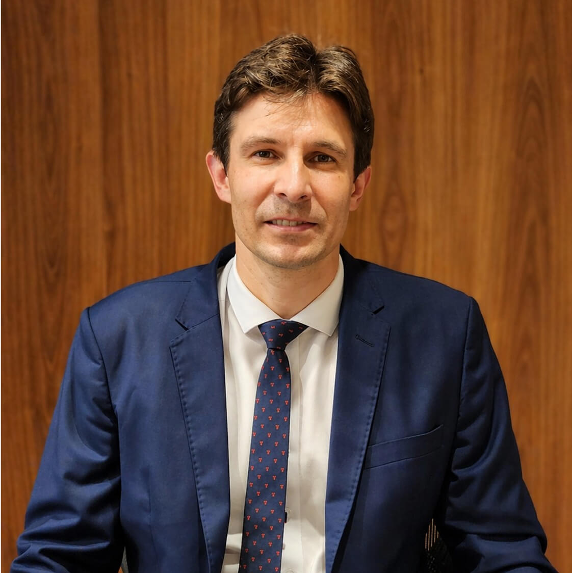 Dr. Diego Burgardt